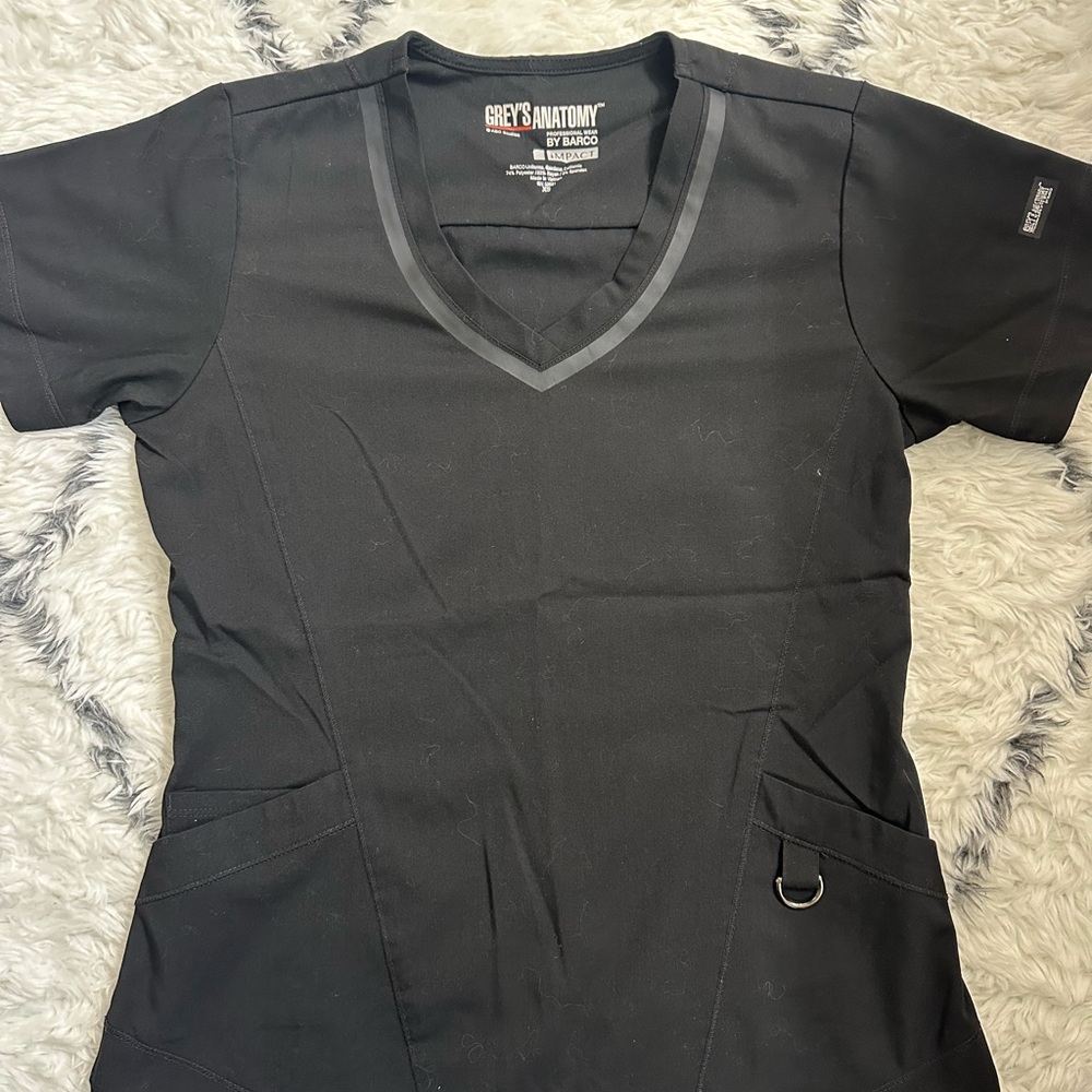 Grey's Anatomy black scrubs top with pockets- new